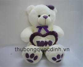 Gấu duỗi ôm tim