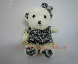 Gấu mặc đầm